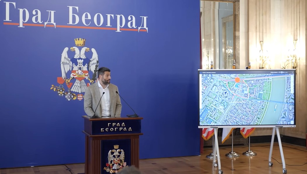 Šapić: Svi natpisi na Glavnoj autobuskoj stanici, kao i sve table i nazivi ulica u gradu biće ispisani na ćirilici i engleskom jeziku