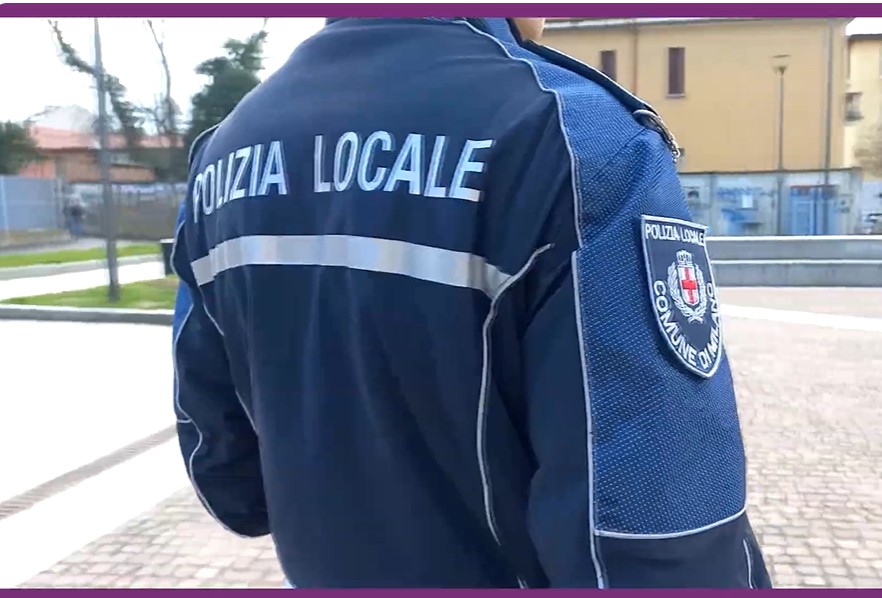 Bosanac snimljen kako baca smeće pored puta: Italijanska policija ga naučila pameti