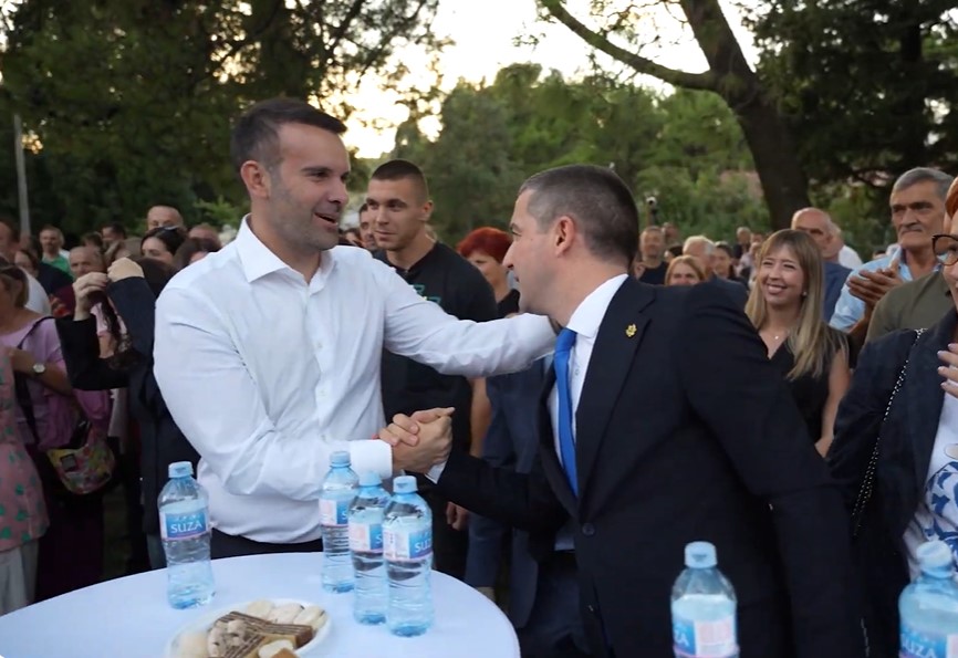 Komunisti podržali listu Demokrata i Evrope sad