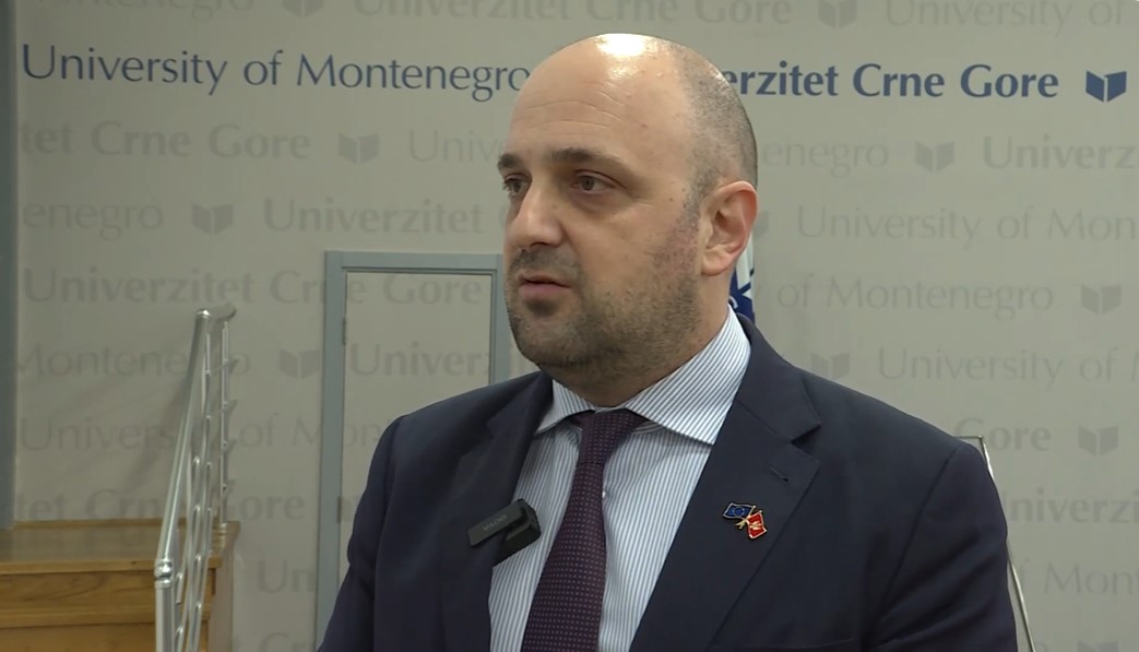 Božović: Pokrenuću pitanje izručenja Marovića iz Srbije