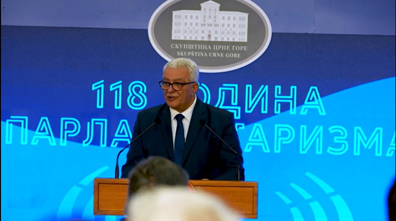 Mandić: Po prvi put u parlamentarnoj većini stoje Srbi, Crnogorci, Bošnjaci, Albanci, predstavnici naroda koji čine bogatstvo zemlje
