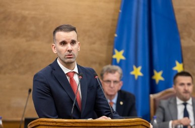 ODBIO SVE PONUDЕ: Spajić tvrdoglavo zatvorio vrata dijalogu i srušio većinu