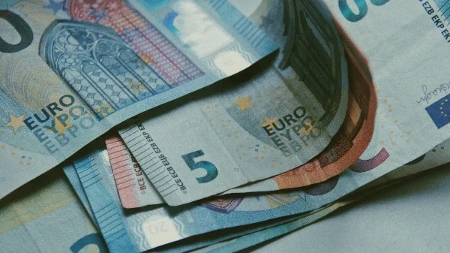 Objavljen zvanični kurs dinara: Evo koliko danas vrijede evro i dolar