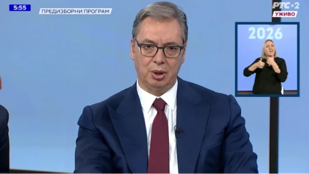 Vučić: Škole moraju biti hramovi znanja, a ne mjesta za vođenje dnevne politike
