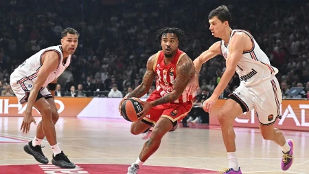 ZVEZDA PONIZILA BAJERN U BEOGRADU! Crveno-bijeli pregazili Nijemce sa 30 poena razlike, Arena uživala u košarkaškoj rapsodiji!