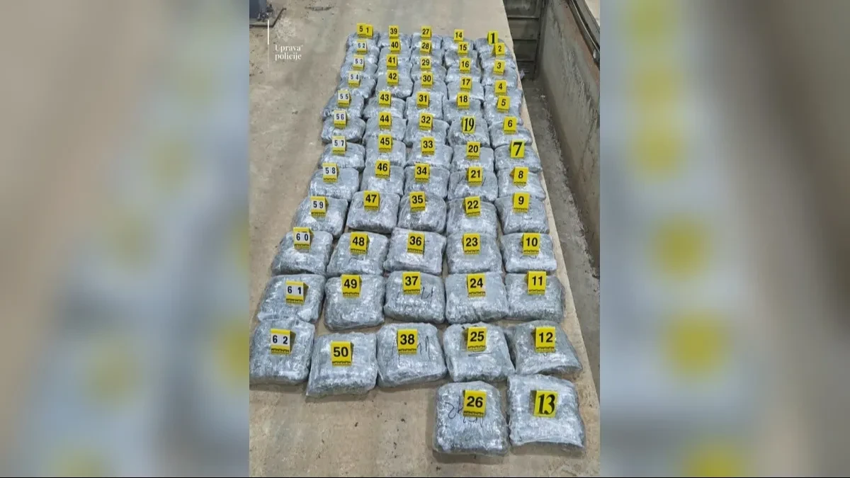 Na granici sa BiH zaplijenjeno 65 kilograma marihuane: Droga pronađena u kamionu, uhapšen državljanin BiH
