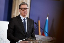 CIJENE NAFTA DIVLJAJU: Vučić saziva hitnu sjednicu zbog energetske krize