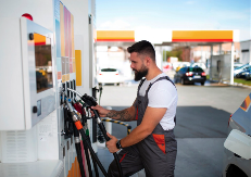 GORIVO OPET POSKUPJELO U CRNOJ GORI: Evo koliko sada košta litar i šta donose nove mjere Vlade