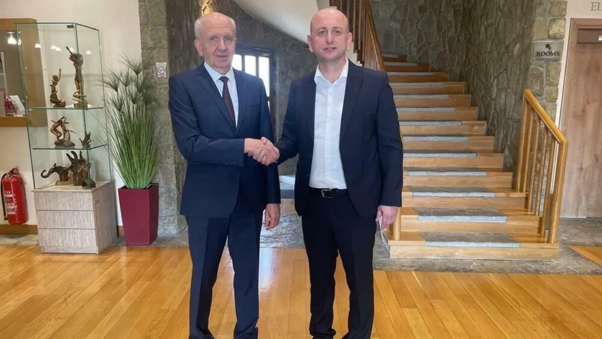 OBILJEŽAVANJE NATO AGRESIJE: Knežević zahvalio ruskom ambasadoru Lukašiku