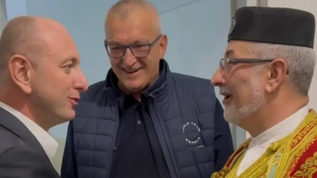 KNEŽEVIĆ GRMI IZ KULE: Ponosan sam na Srbiju, napadaju me zbog istine