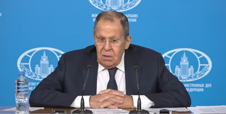 LAVROV: Nuklearno oružje izgovor, Vašington planira da upravlja državama