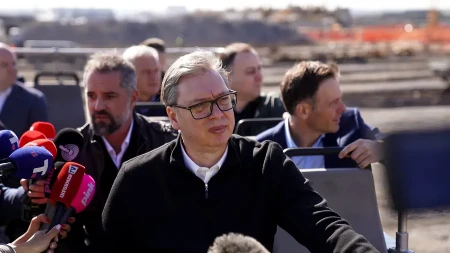 VIŠE OTVORENIH PITANJA: Vučić o smrti stužidentkinje i eksplozivu u Kanjiži