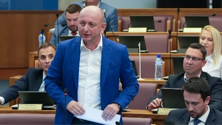 Knežević postavio pitanje vlasnicima „Dana“: Šta ako je nalogodavac Duškovog ubistva bio sa vama na slavlju?
