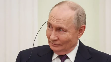 Putin: Naši očevi i djedovi slomili su nacizam i spasili svijet