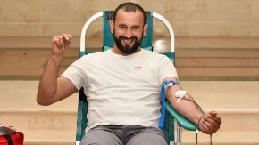 Brdža se oglasio u majici sa likom Čiča Draže: „Glavu gore, nema predaje!“ (Foto)
