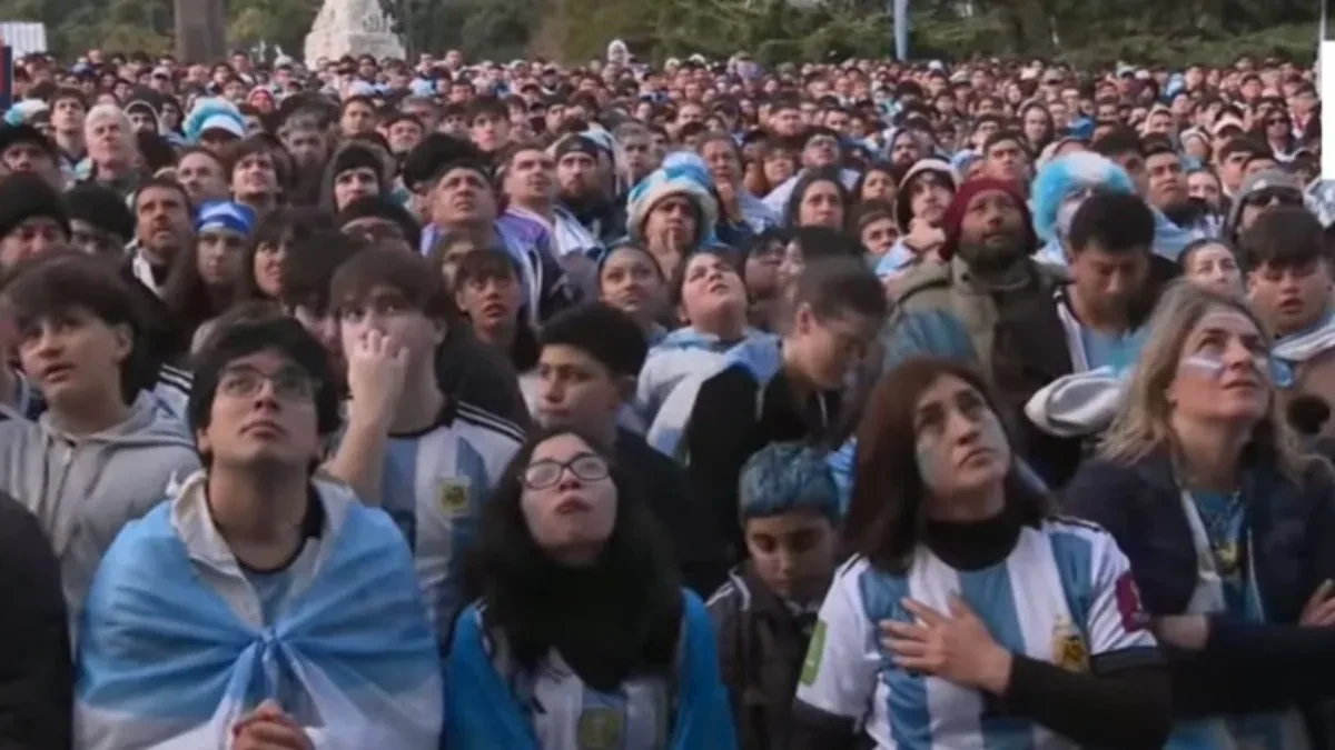 IMA BOGA! Evo zašto je finale Argentine i Španije posebno u srcima svih Srba