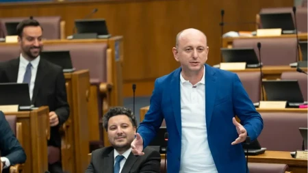 Knežević: “Spajić izračunao da ako oslobodi ministre od krivične odgovornosti za djela korupcije – on osta bez Vlade”