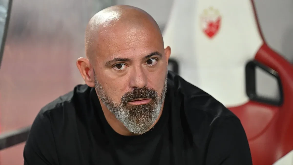 Deki otišao slomljen zbog Zvezde: Jeste kriv za poraz, ali da li je legenda kluba zaslužila zvižduke sa istoka i zapada?