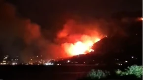 Veliki požar iznad Herceg Novog: Vatra prijetila desetinama kuća, stanovnici evakuisani - pomoć stigla iz Republike Srpske