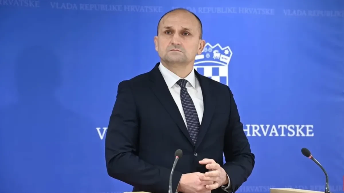 Hrvatski ministar žali što nije učestvovao u „Oluji“, hvali Crnu Goru, pa prijeti Vučiću: Vidjećemo ko će gdje završiti