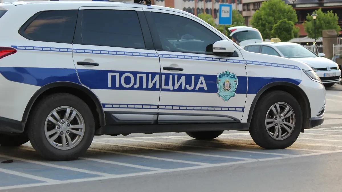 Kosta M. optužen za pripremu ubistva: Majka mu pomagala da sakrije oružje, povezuju ga sa „vračarskim klanom“