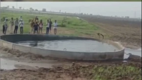 Misteriozni bunar u Indiji: Voda danima neprekidno talasa, stručnjaci traže odgovor (VIDEO)