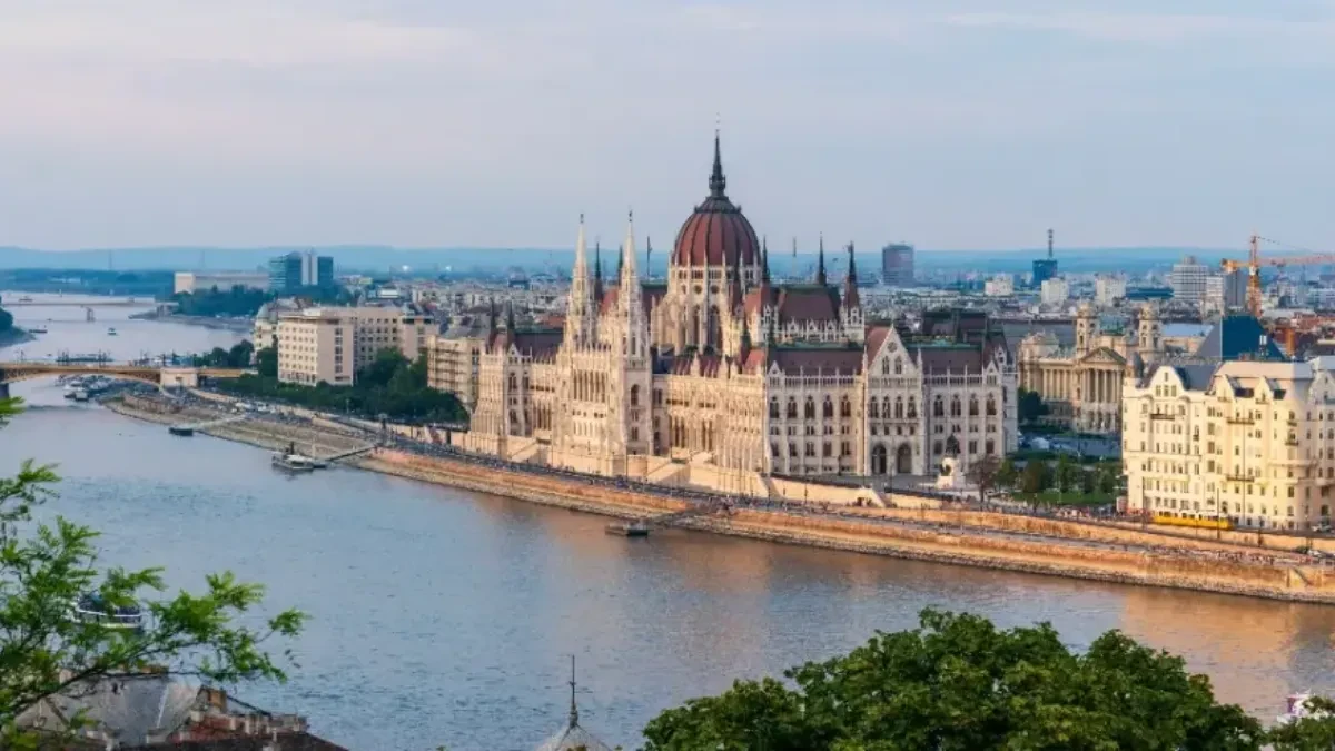Mađarska protjeruje 10 ruskih diplomata, Moskva najavljuje odgovor: Biće žestok i bolan